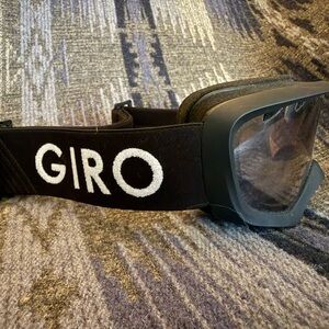 Giro Black and Gray VR Headset